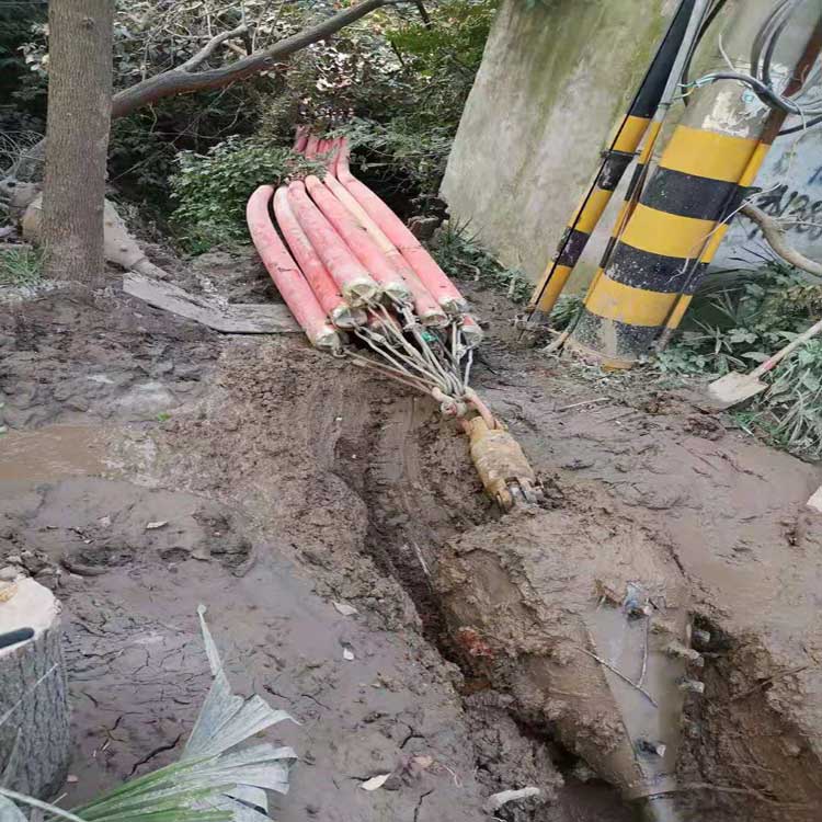 黄冈污水拖拉管